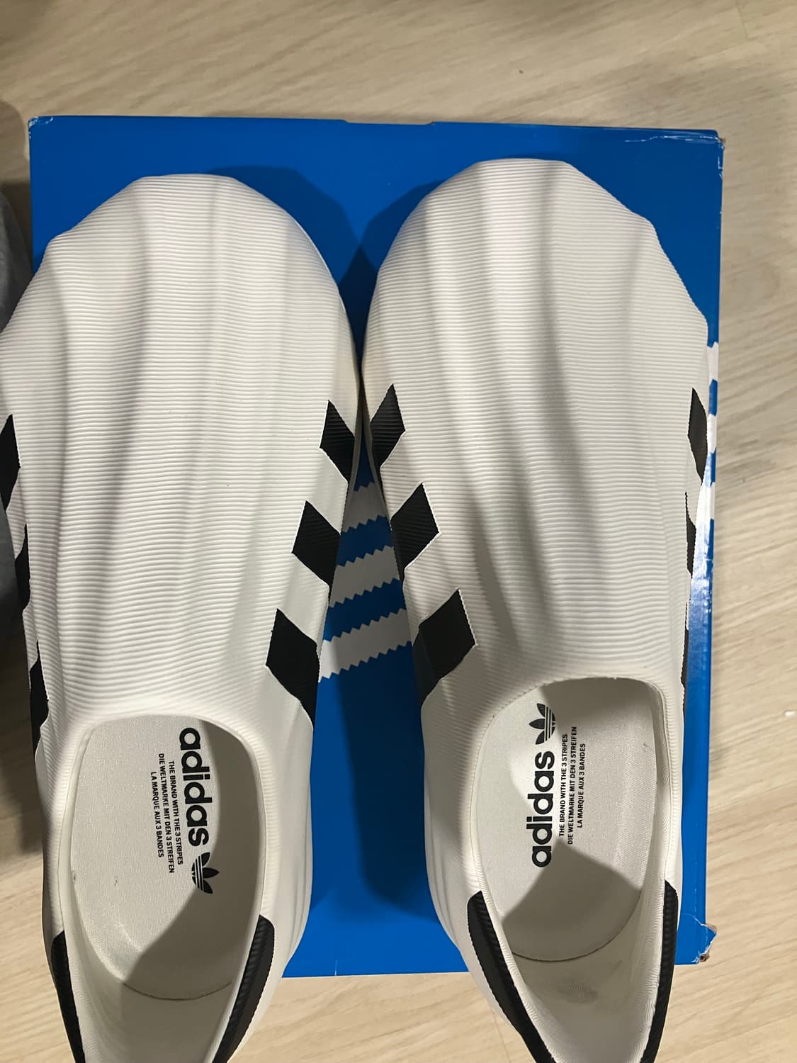 아디폼 슈퍼스타 화이트 240 상품이미지2