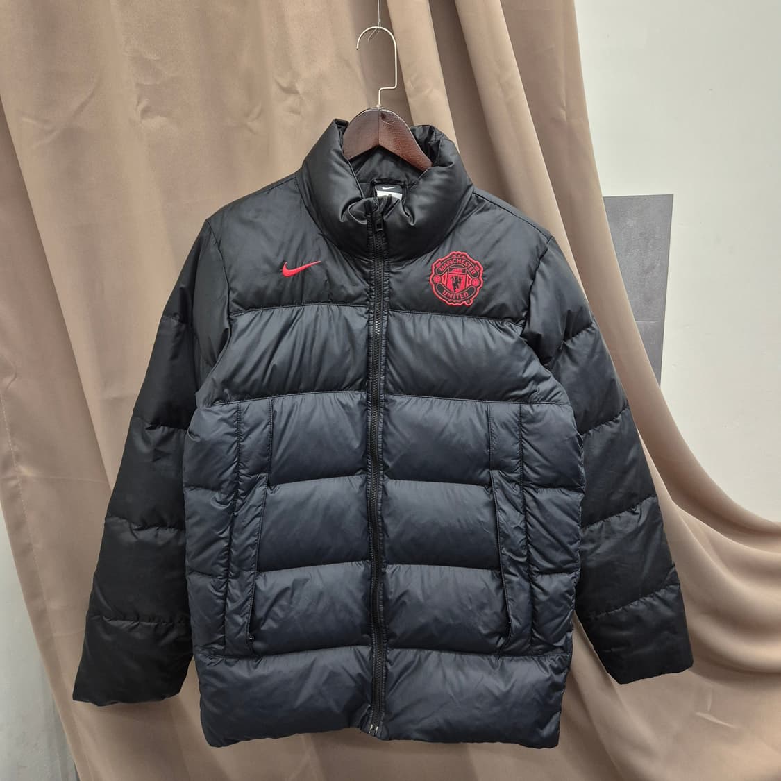 나이키 맨유 블랙 패딩 점퍼 M 상품이미지1