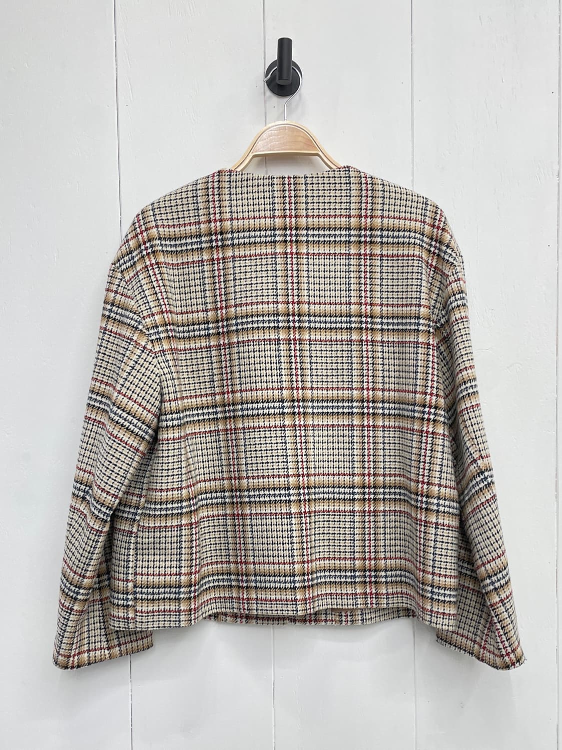 미쏘(MIXXO) 노칼라 라운드 체크 트위드 자켓 상품이미지6