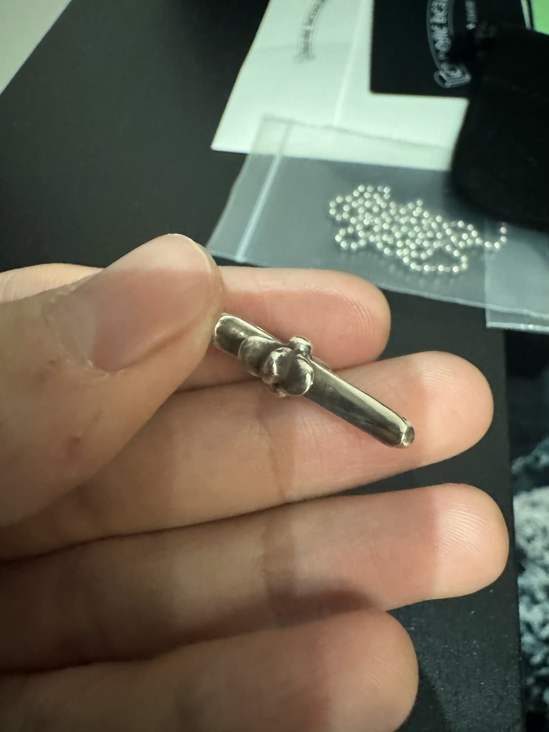 크롬하츠 크로스 참 펜던트 (타이니 펫 타이니 참) 풀구성 상품이미지5