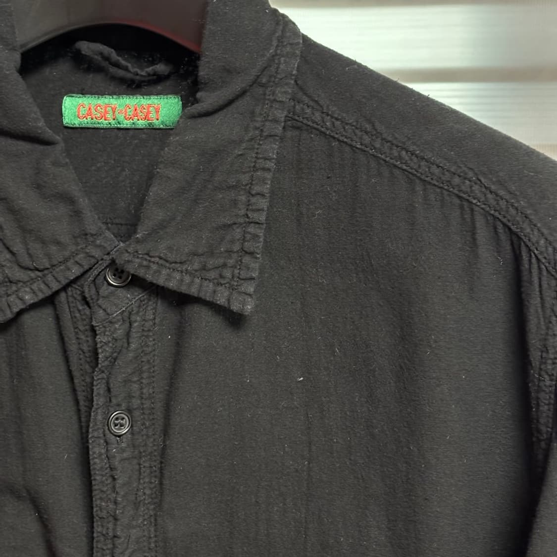 M) 케이시케이시 CASEY CASEY 블랙 셔츠 상품이미지2