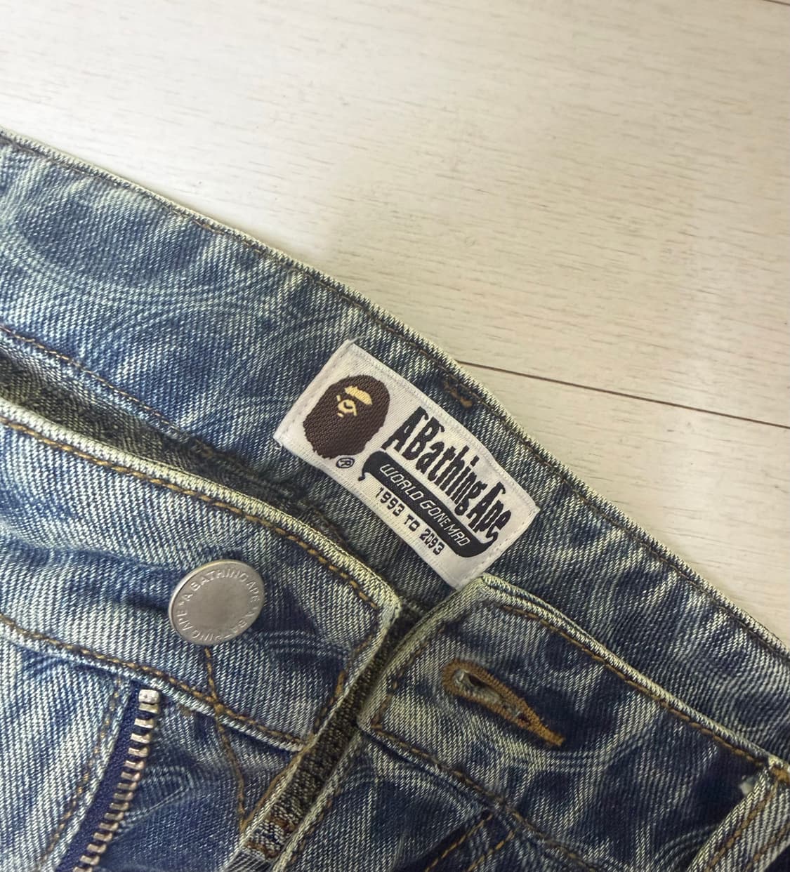 베이프 클라우드 카모 자카드 업사이클 릴렉스드 핏 13온즈 데님 팬츠 인 상품이미지5