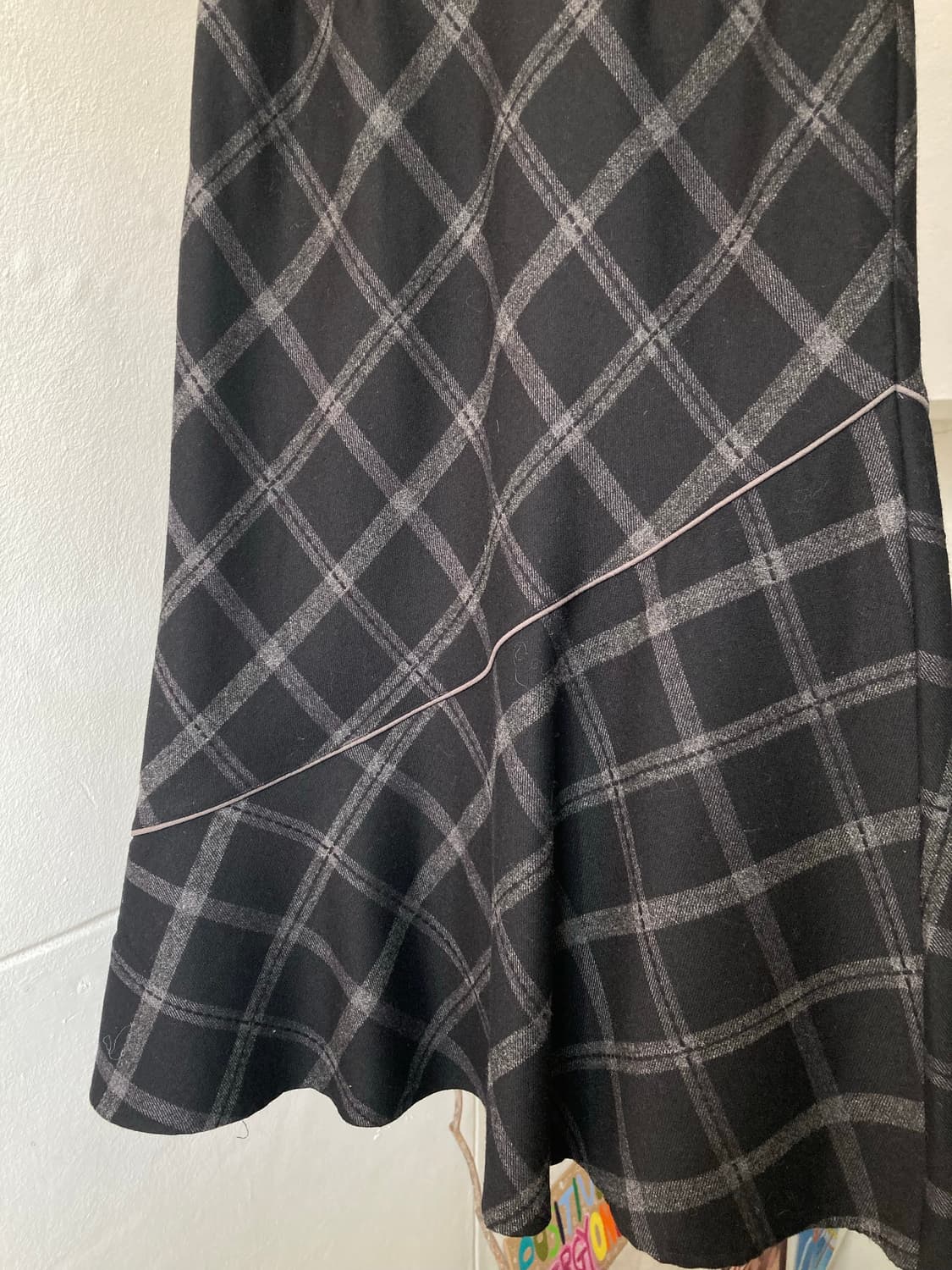 울 체크 플레어 언발란스 롱스커트 상품이미지3