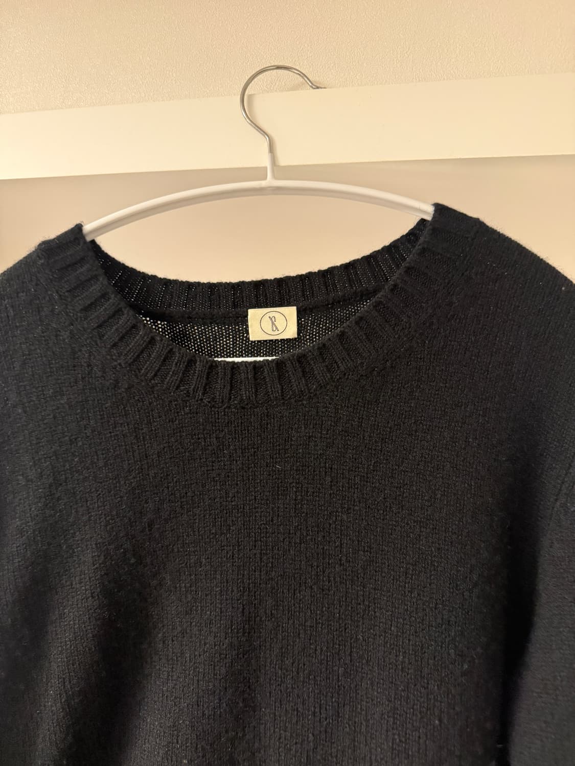 식스앤어하프 로로스웨터 블랙M 상품이미지3