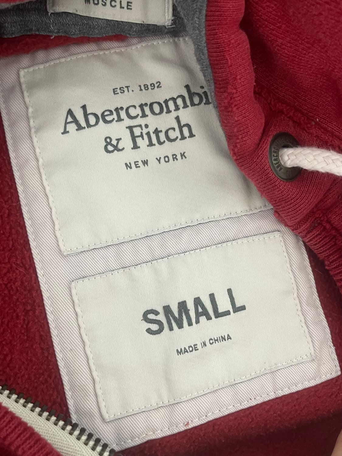 아베크롬비 레드 후드  상품이미지4