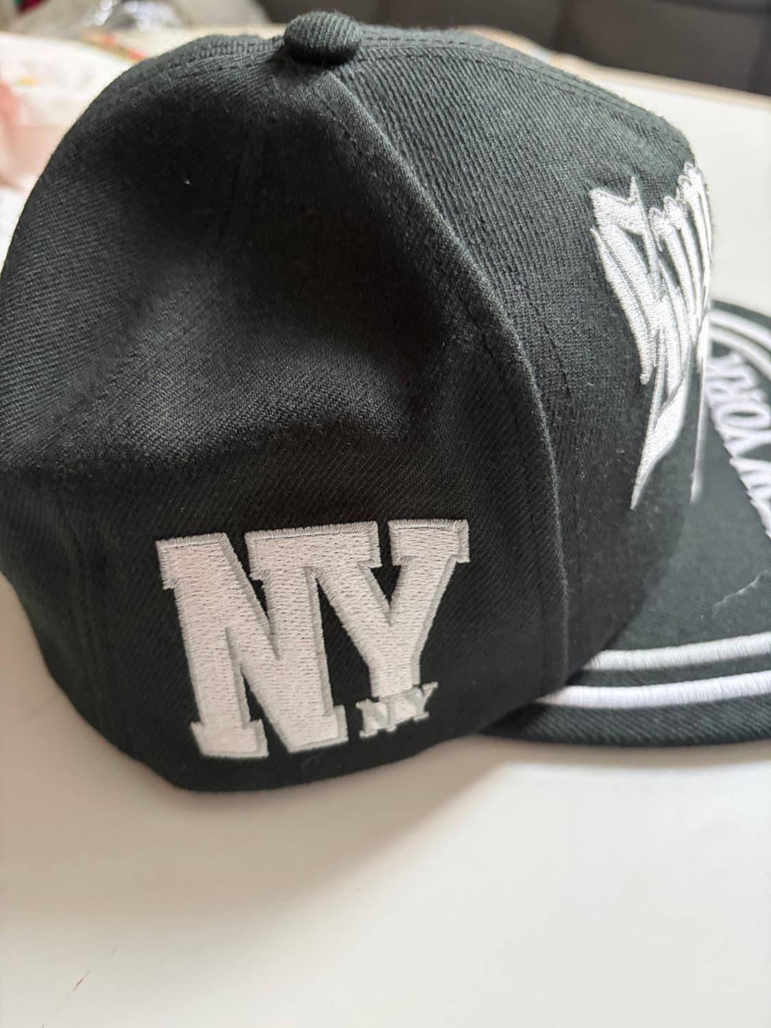 Supreme world famous cap 상품이미지4