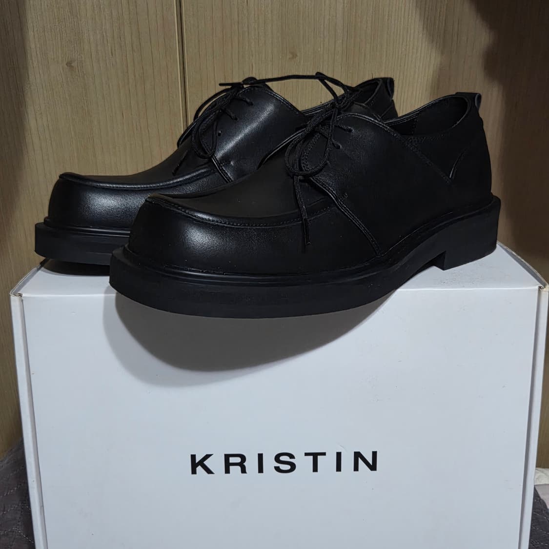 (260)크리스틴 해리 카우하이드 스퀘어더비 블랙 상품이미지2