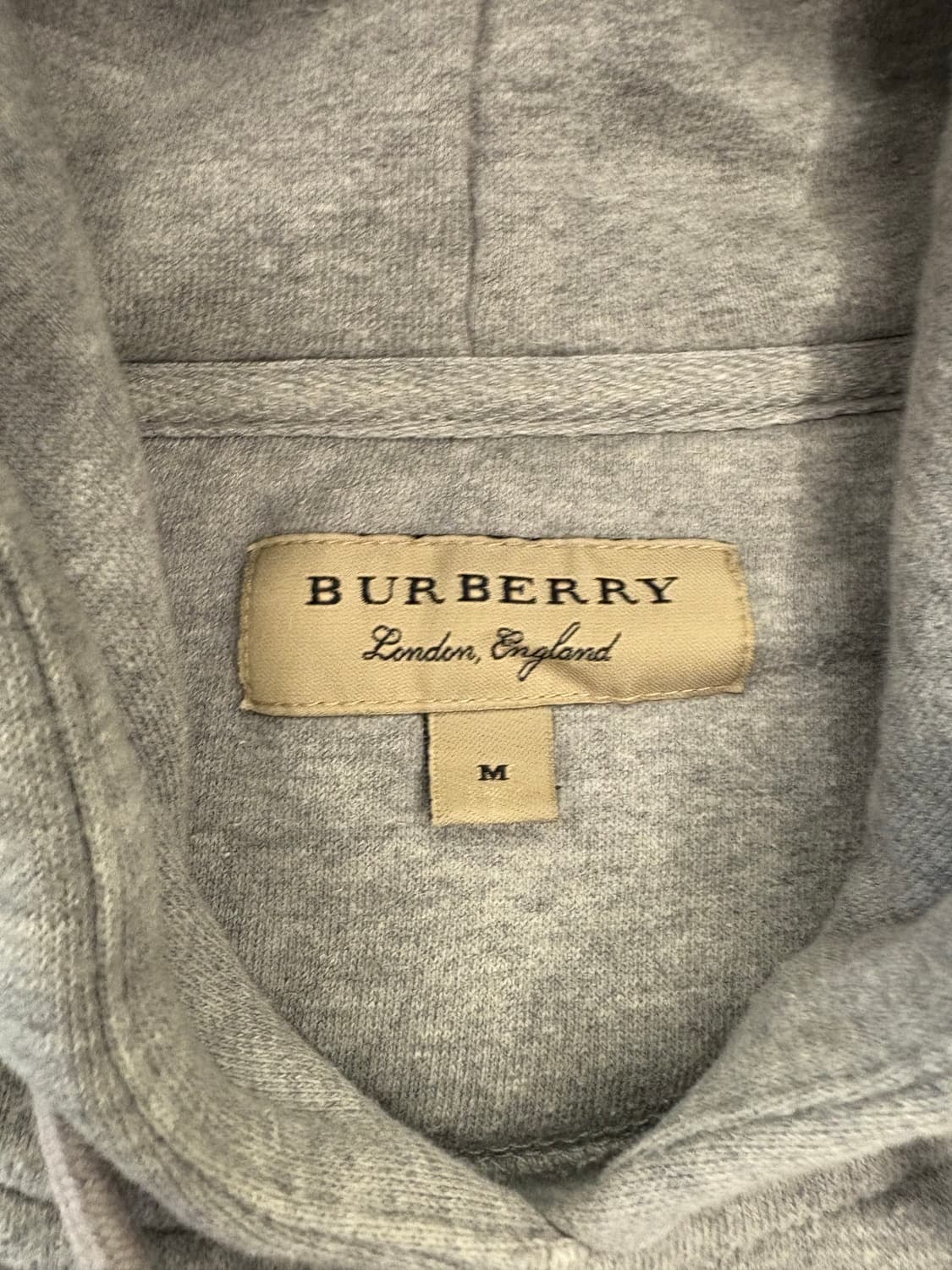 버버리 엠브로이더 후드티 상품이미지4