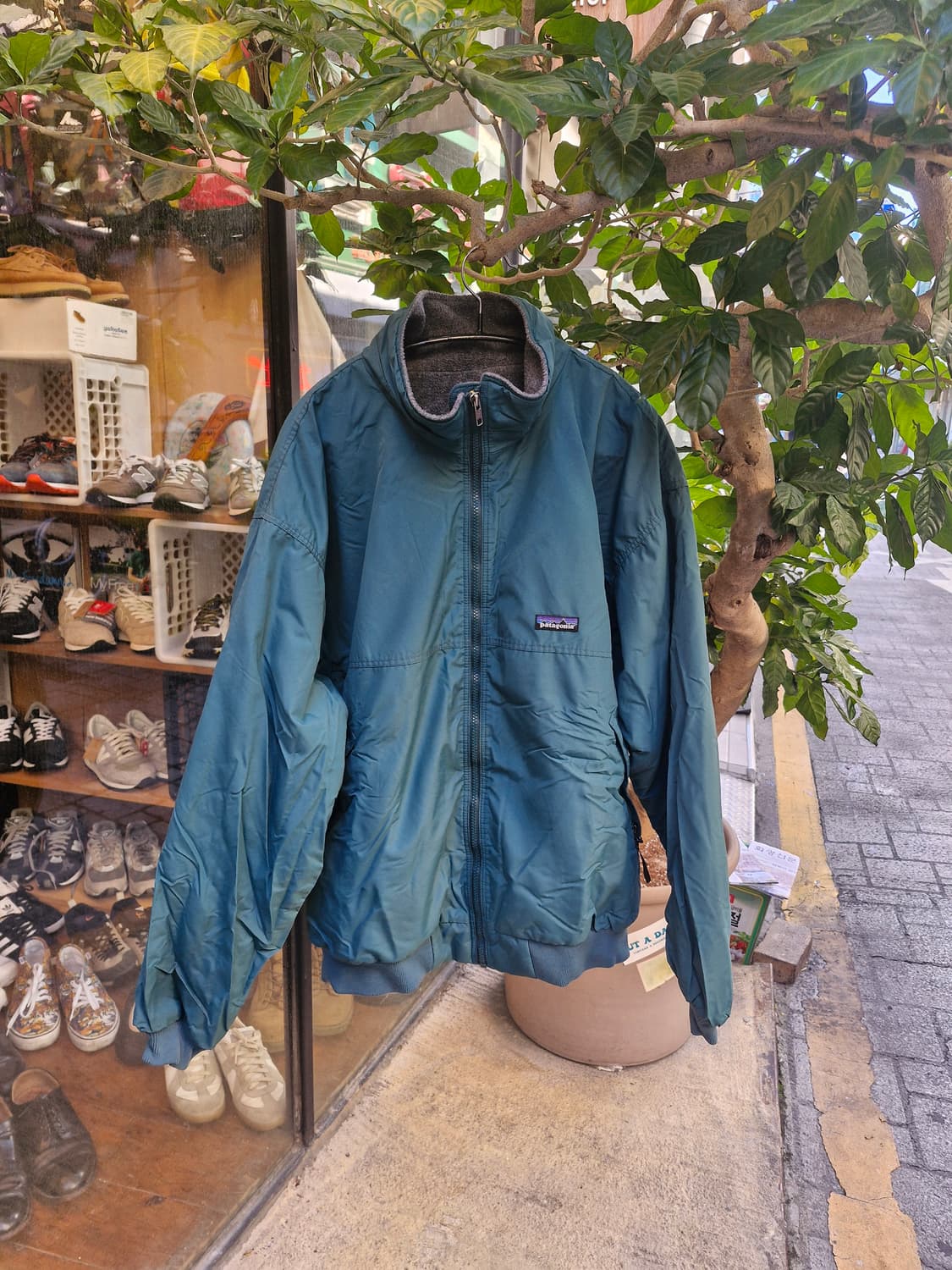 Z-238 파타고니아 쉘드 신칠라 봄버 웜업 자켓  상품이미지1