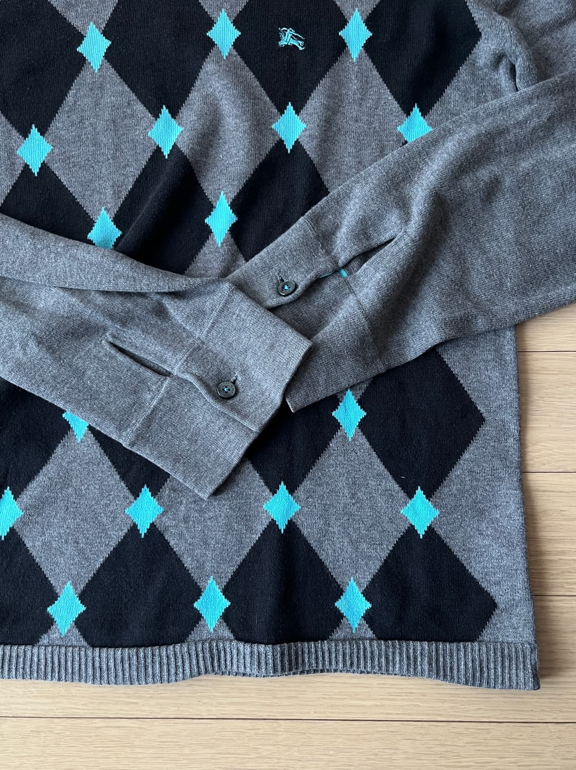 Burberry 블루 로고 다이아몬드 롱슬리브 상품이미지4