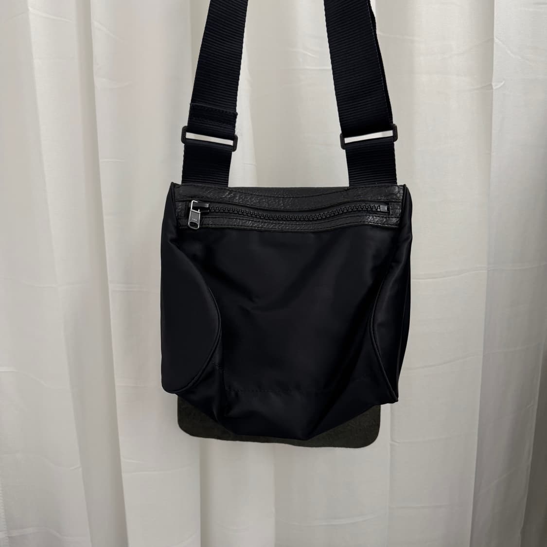 요지 야마모토 YSACCS 레더 플랩 크로스 바디백 상품이미지3