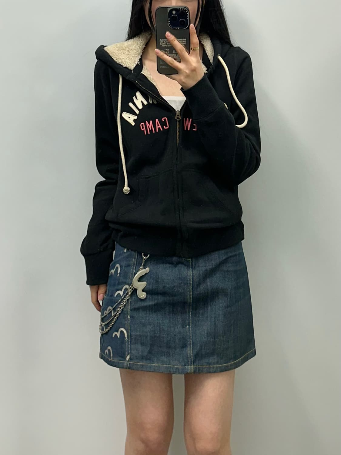 후아유 y2k 와투케 블랙 양털 후드집업 상품이미지1