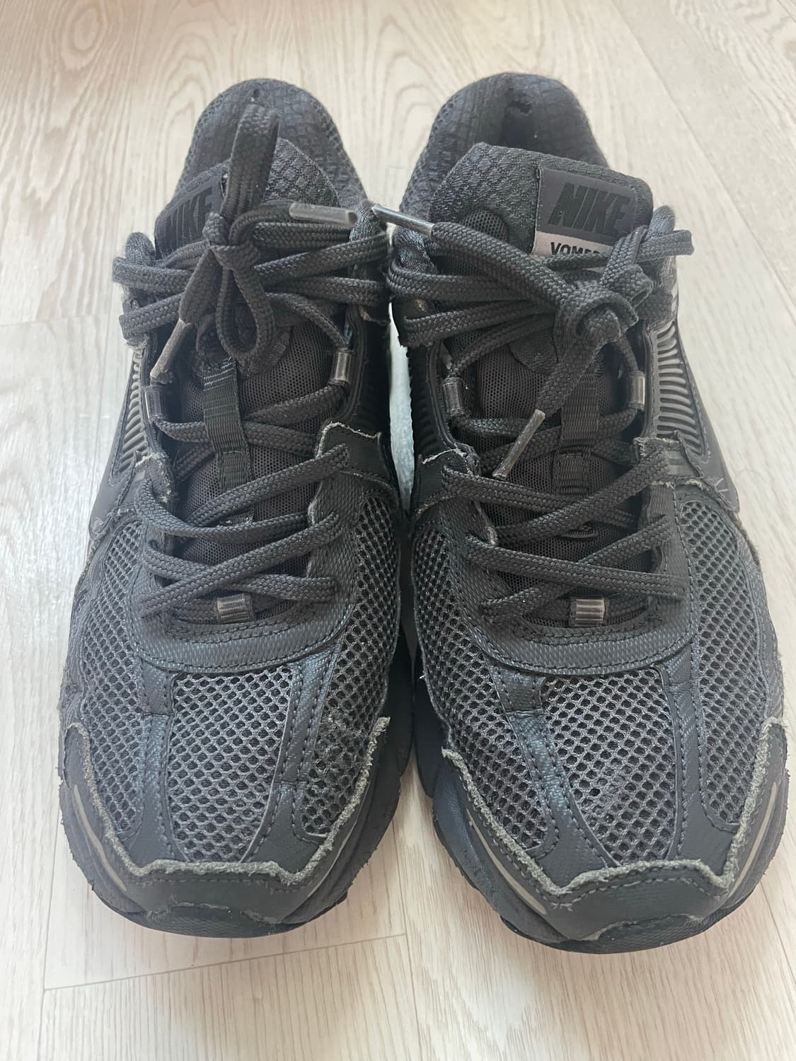 나이키 줌 보메로5 블랙 260 상품이미지2