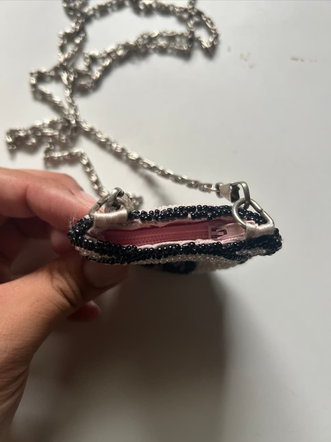 드러그스토어 돼지 비즈 크로스백 상품이미지2