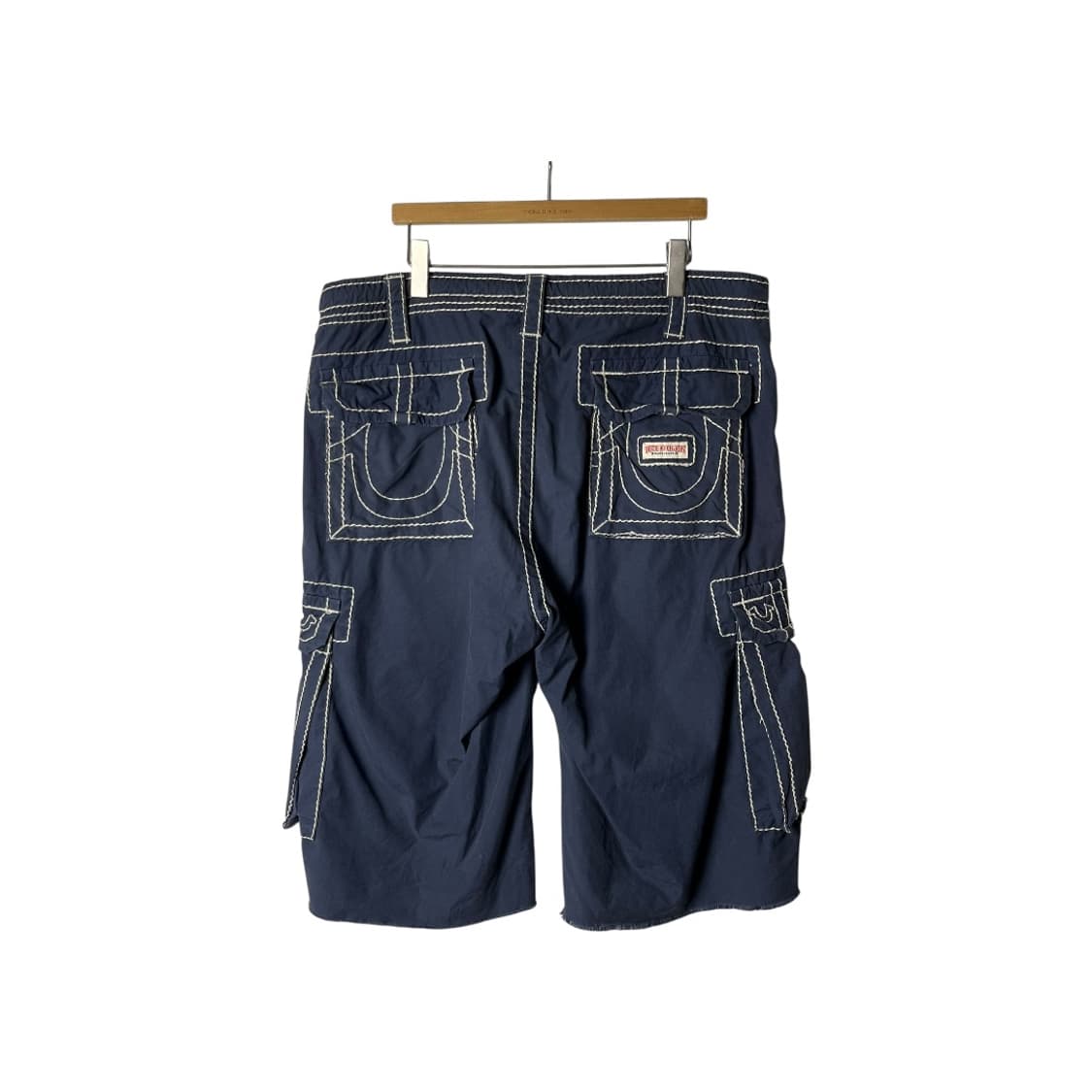 [True Religion] 트루릴리전 스티치 카고 버뮤다팬츠 상품이미지2