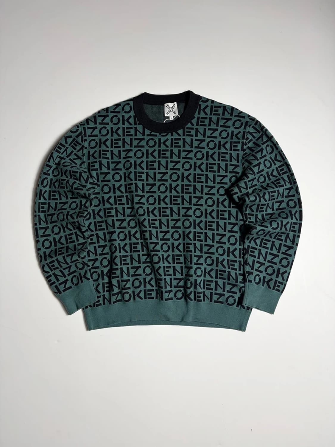 겐조 KENZO 모노그램 니트 스웨터 R2232 상품이미지1