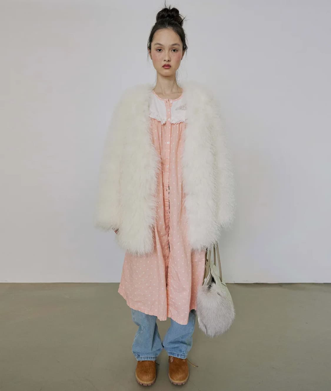 스컬프터 Faux Fur Middle Jacket White 퍼자켓 상품이미지1