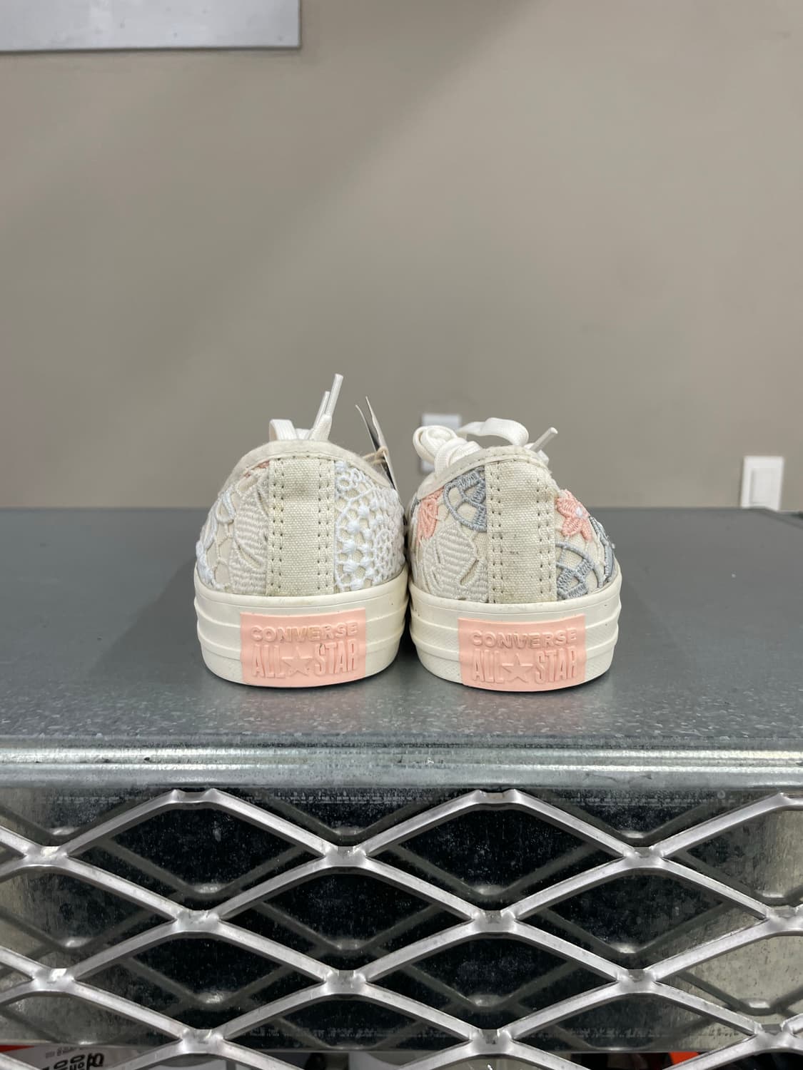 컨버스 척테일러 올스타 버터플라이 245 상품이미지4