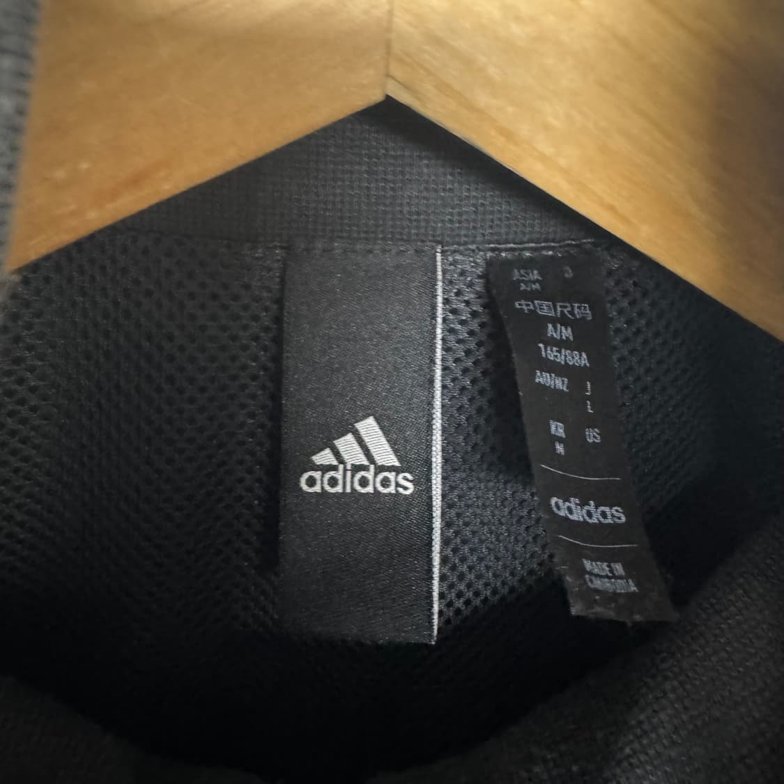 아디다스 로고 바람막이 자켓 상품이미지4