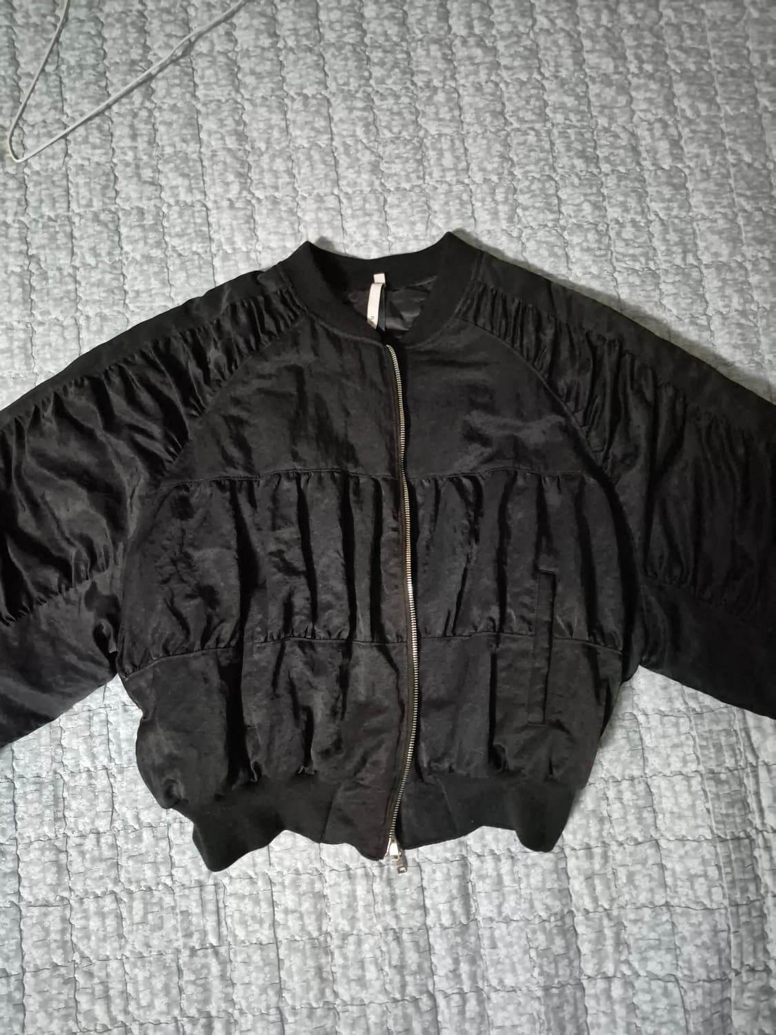 노이어 오버핏 셔링 크롭 블루종 상품이미지2