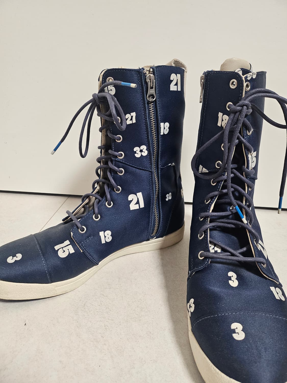 아디다스 Adidas 하이 부츠
 상품이미지2