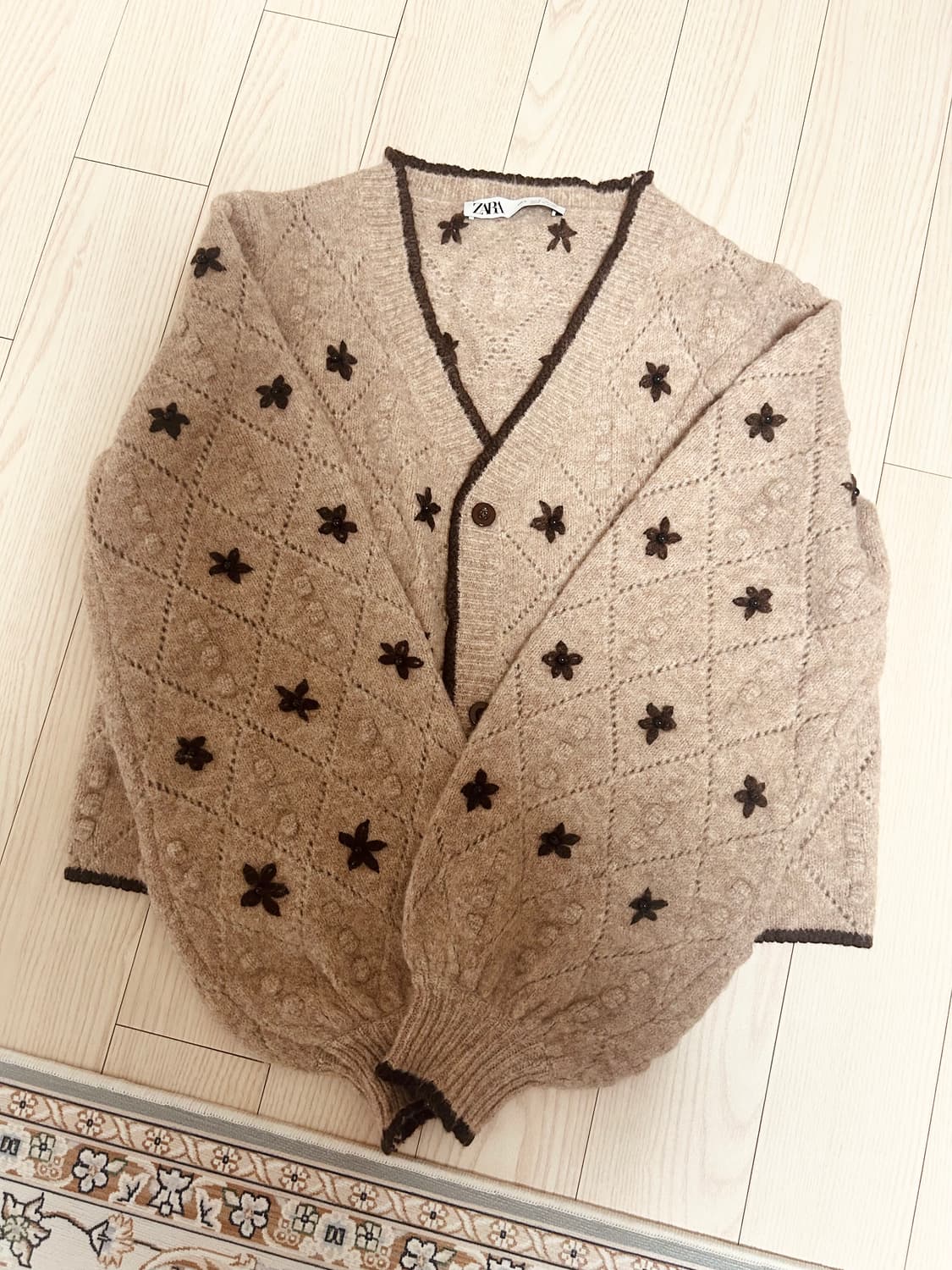 자라 자수 니트 가디건 상품이미지2