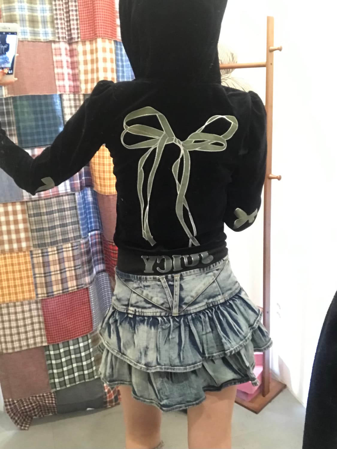 쥬시꾸띄르 블랙 리본 패턴 후드집업 상품이미지2