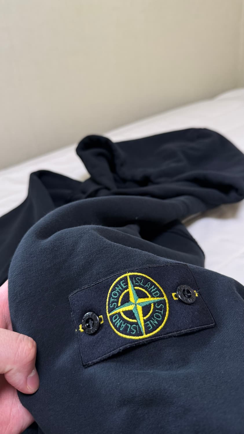 스톤아일랜드 후드티 25fw 상품이미지2
