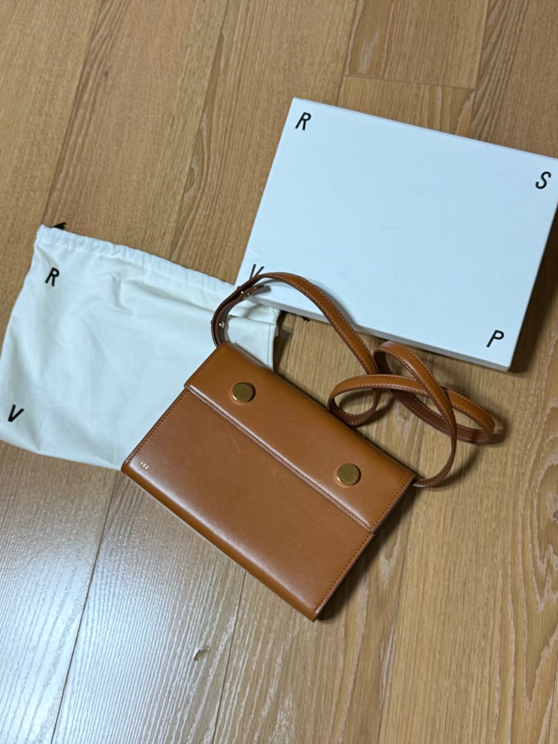 rsvp 알에스브이피 크로스백 카멜 상품이미지5