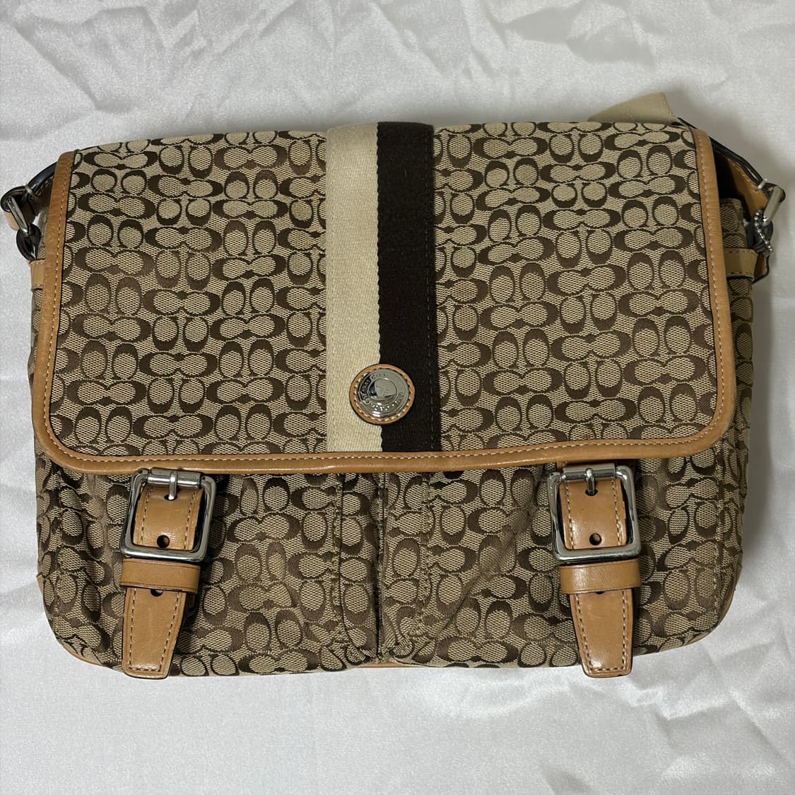 코치 크로스백 상품이미지1