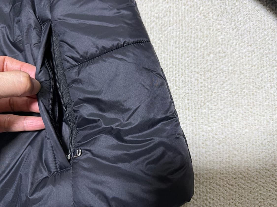 엠폴리오 알마니 경량패딩 여성용 95호 66사이즈 상품이미지4