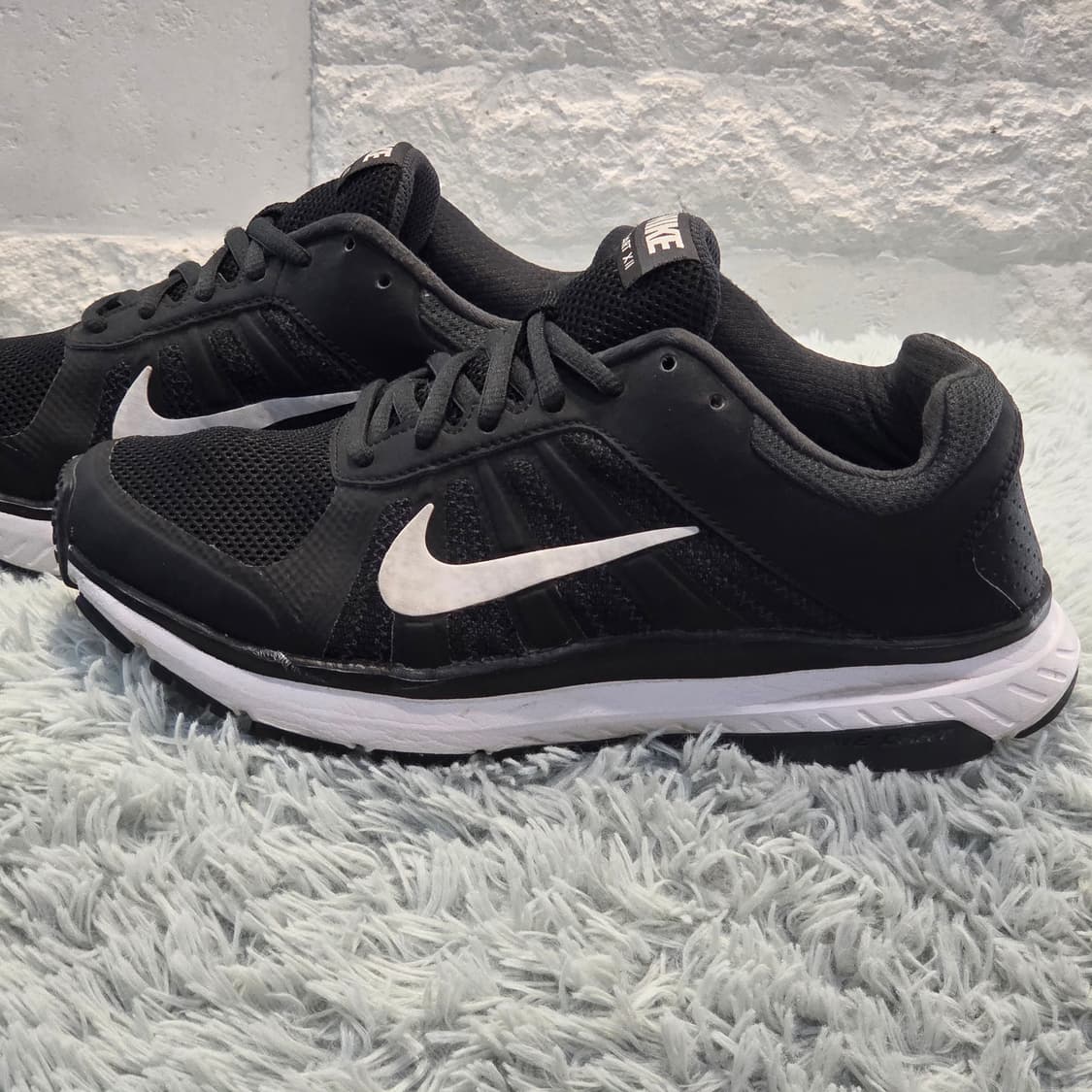 7x-26:나이키다트12(Nike Dart XII)블랙/화이트(235) 상품이미지2