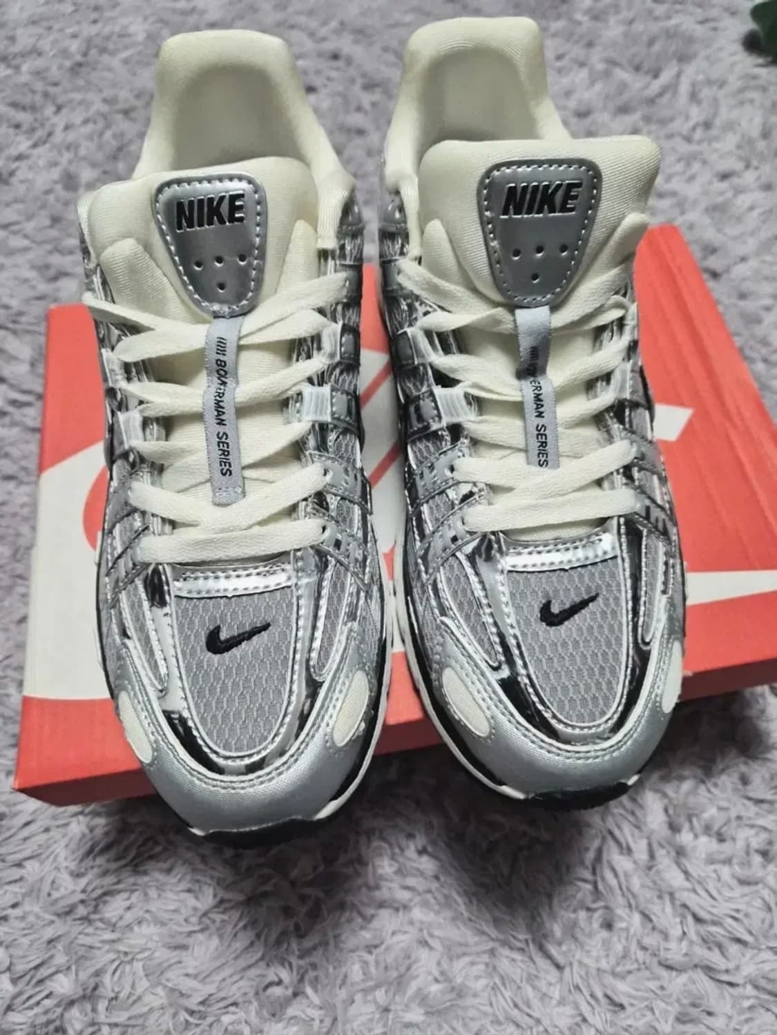 나이키p6000메탈릭실버 상품이미지2