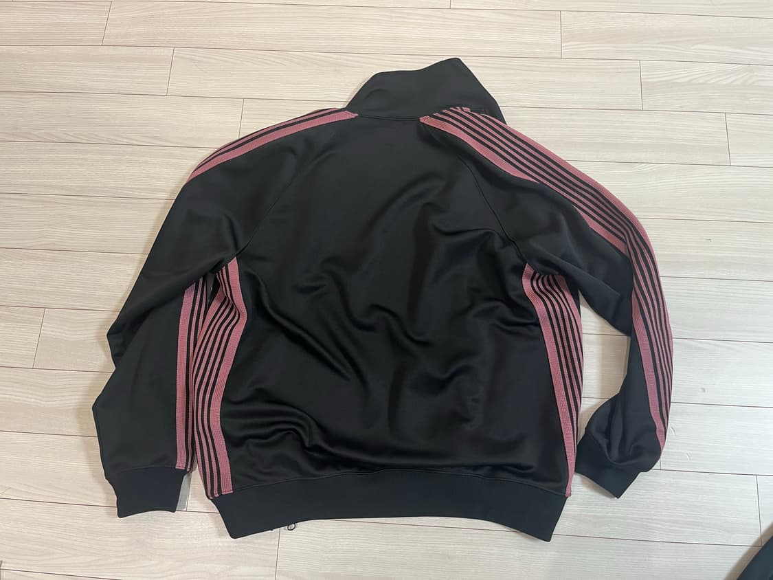 니들스 / 트랙 셋업 검핑 / 상의L 하의MM is 상품이미지3