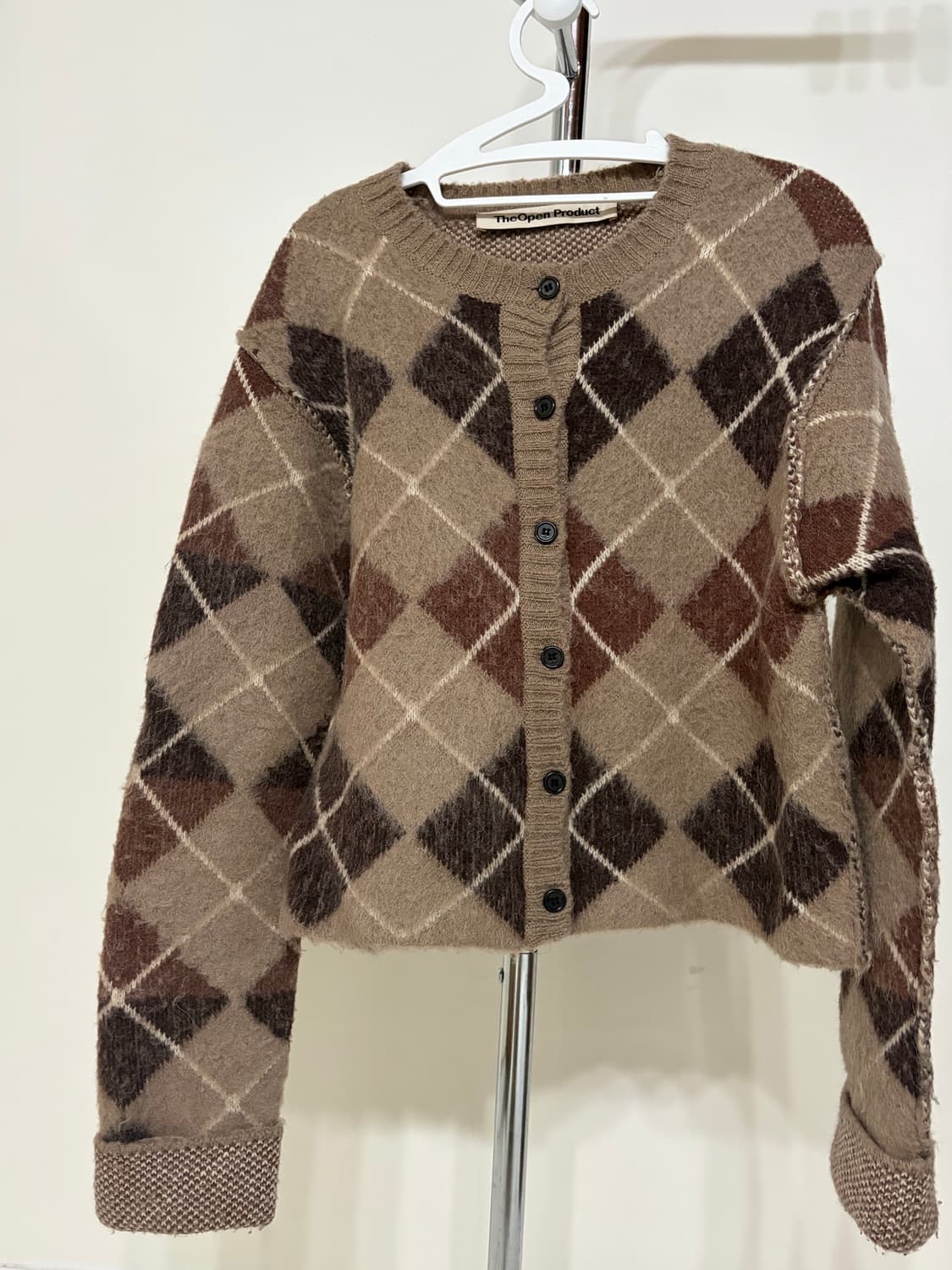 오픈프로덕트 아가일 가디건 상품이미지1