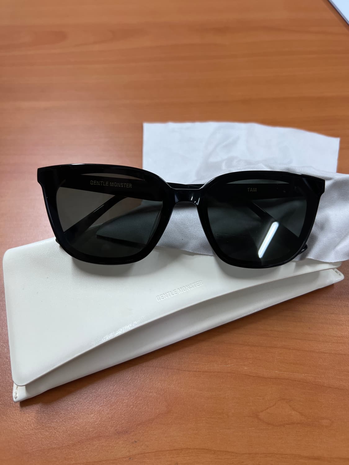 젠틀몬스터 탐 상품이미지1