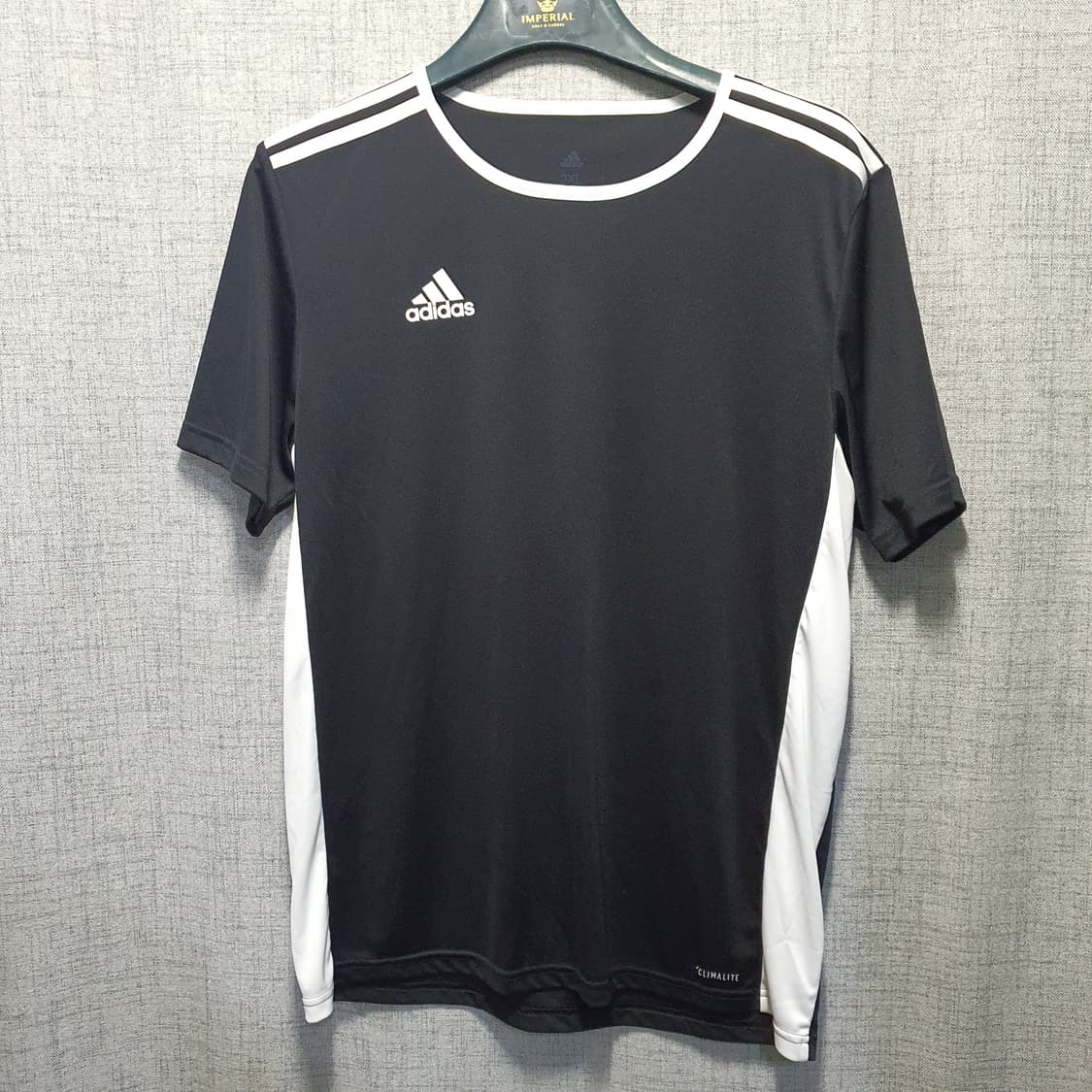 아디다스 기능성 삼선 트랙탑 반팔 티셔츠 블랙/화이트  상품이미지1