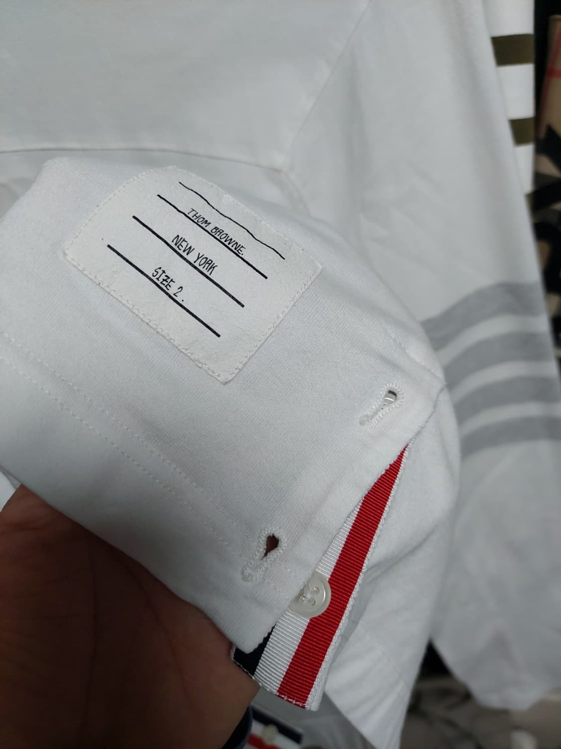 톰브라운 사선 완장 흰색 롱슬리브 정품검수완료 실측100 상품이미지10