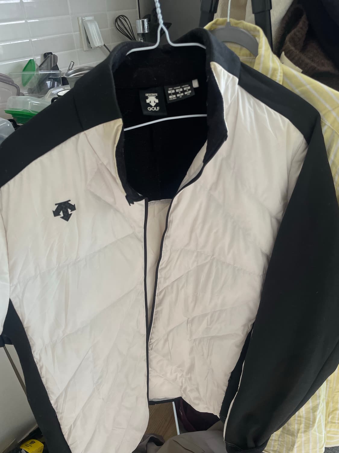 데상트 골프 패딩 M(100) 상품이미지3