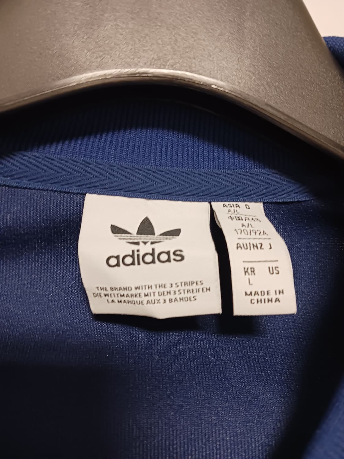 아디다스  컬러 클래식 SST 트랙탑  상품이미지2