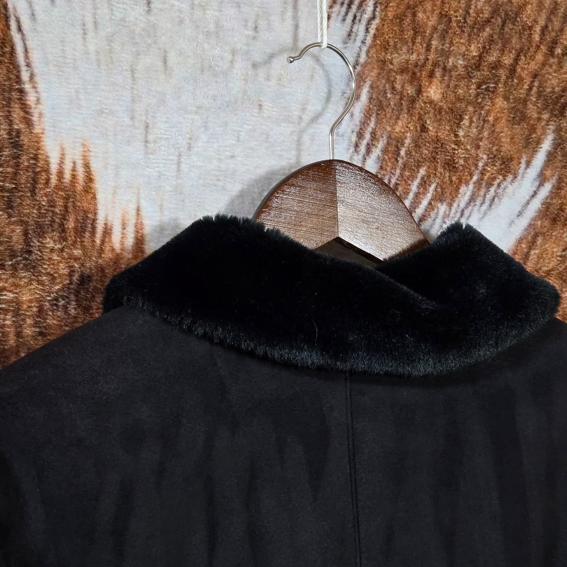 빈티지 블랙 퍼 카라 무스탕 미디 코트 상품이미지4