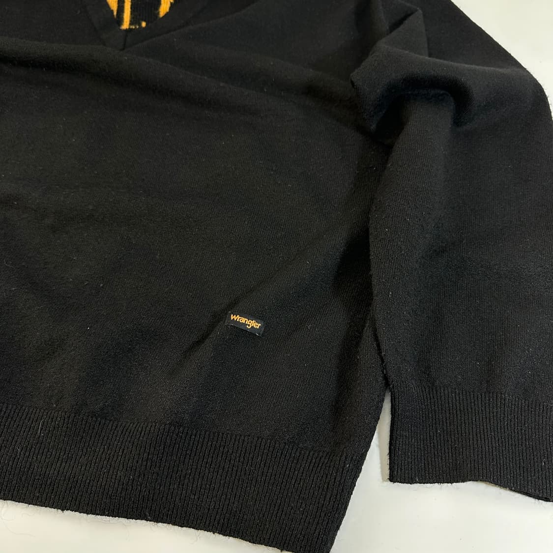 M 렝글러 블랙 울 브이넥니트 상품이미지6