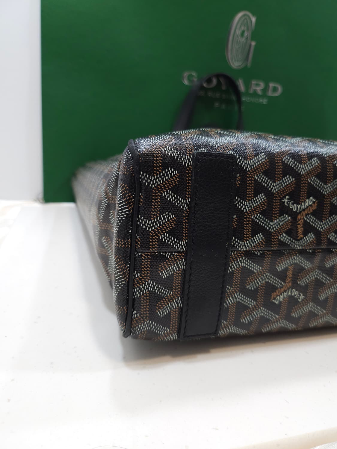 고야드 볼테르 토트백 블랙 상품이미지4