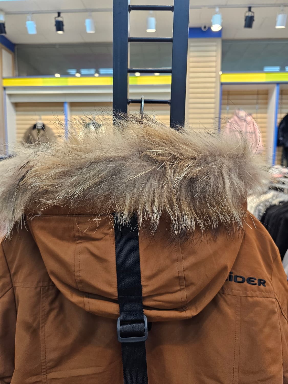 No.109 아이더 스투키 숏패딩M 상품이미지5