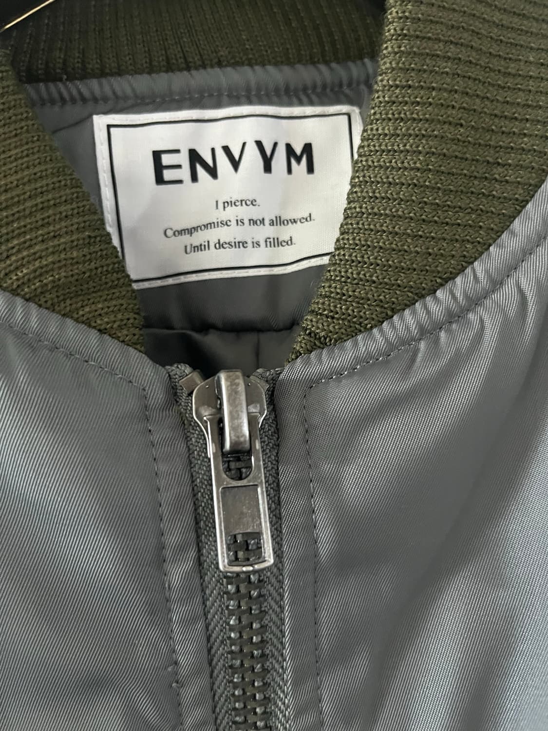 ENVYM  카키배색집업점퍼 상품이미지2