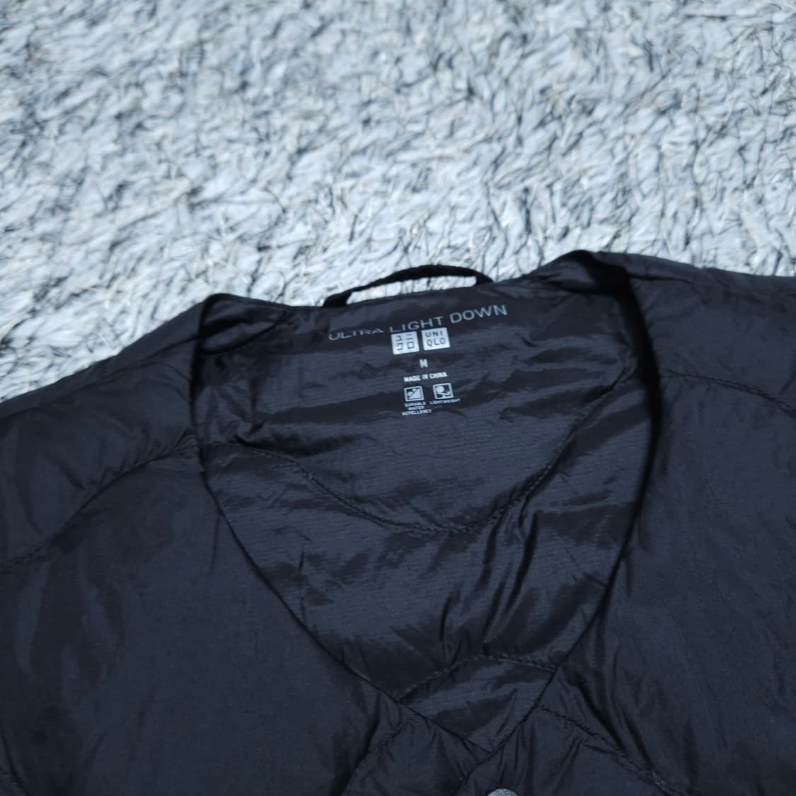 유니클로) M 남자 패커블 다운 경량패딩조끼 / 왕눈이샵 상품이미지6