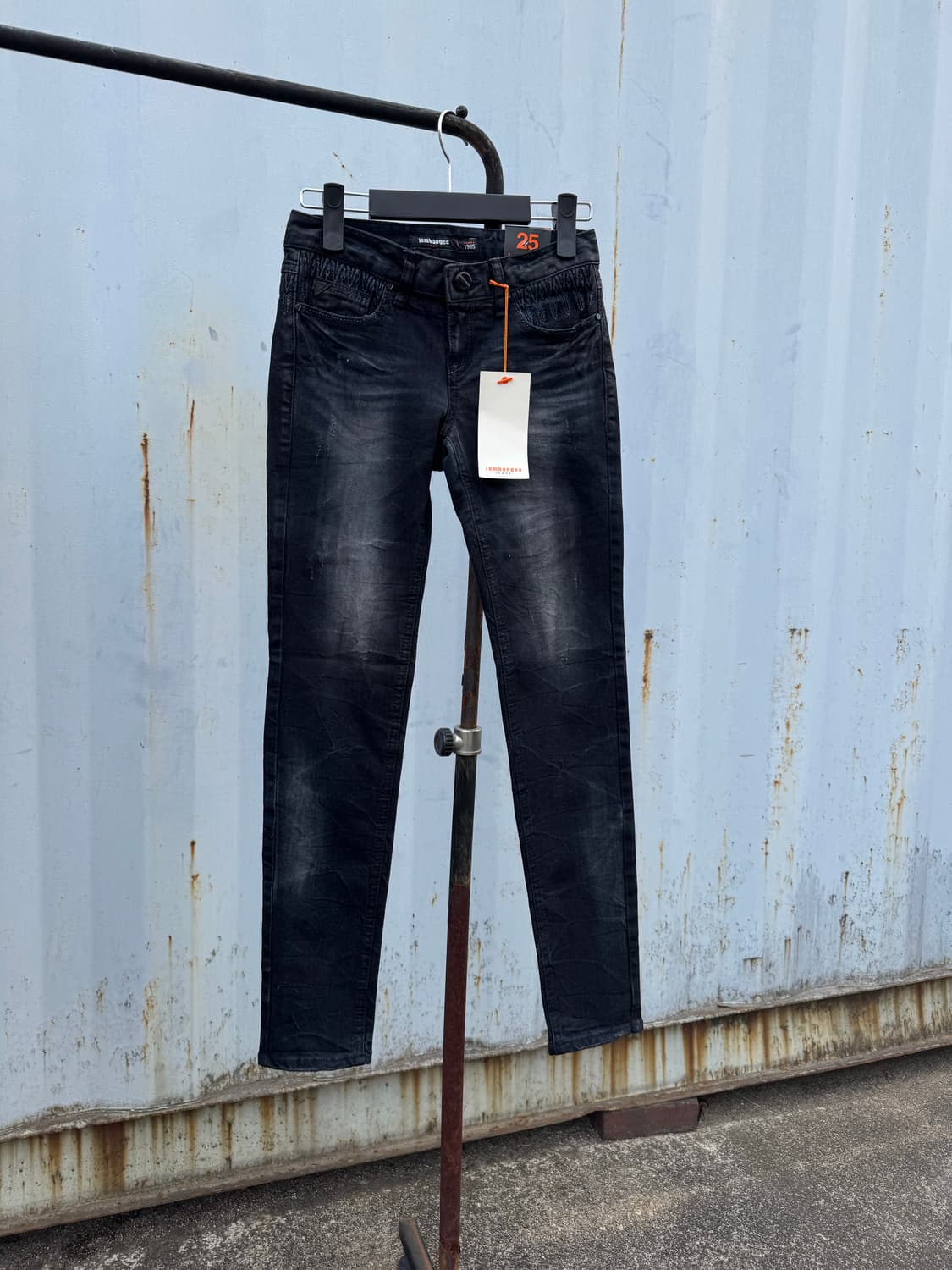 Dark Wash Slim Fit Jeans  상품이미지1