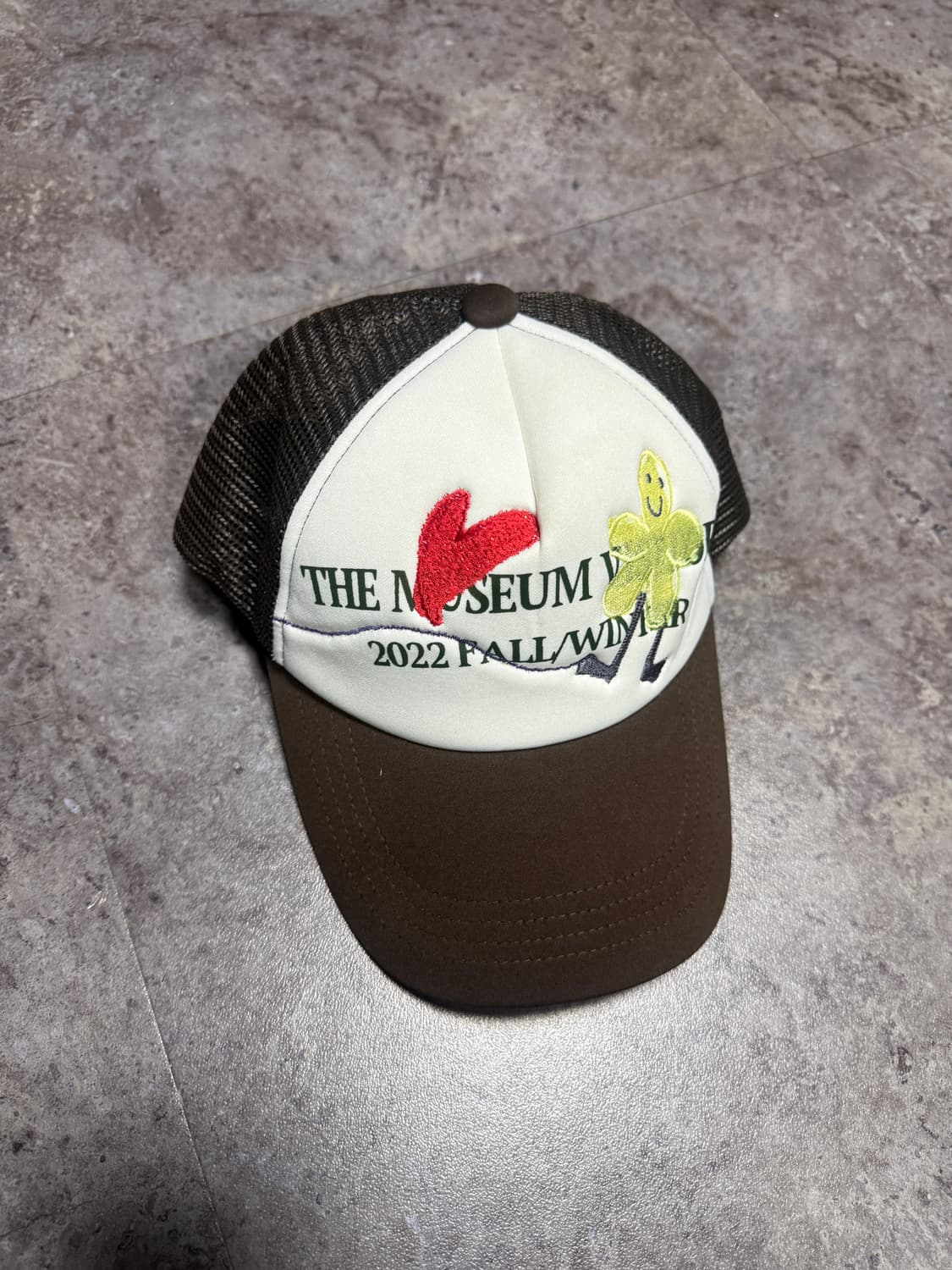 더뮤지엄비지터 모자 스냅백  상품이미지3