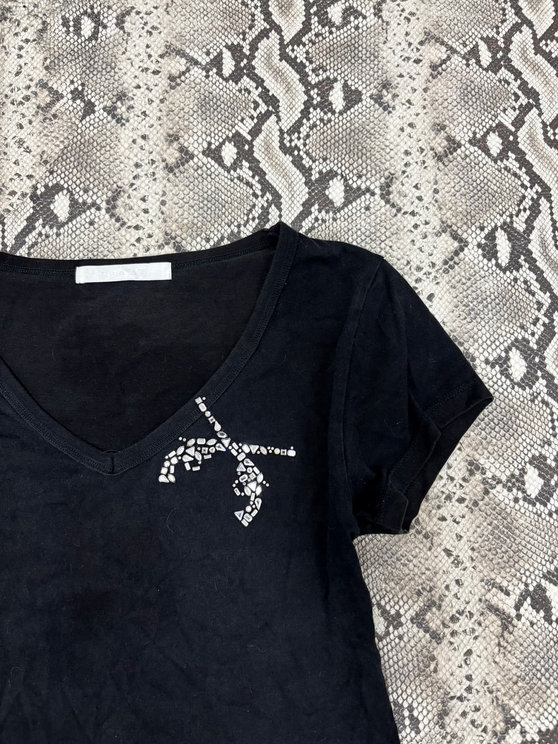 “Roar” Double Guns Tee 착용 인스타릴스 상품이미지3