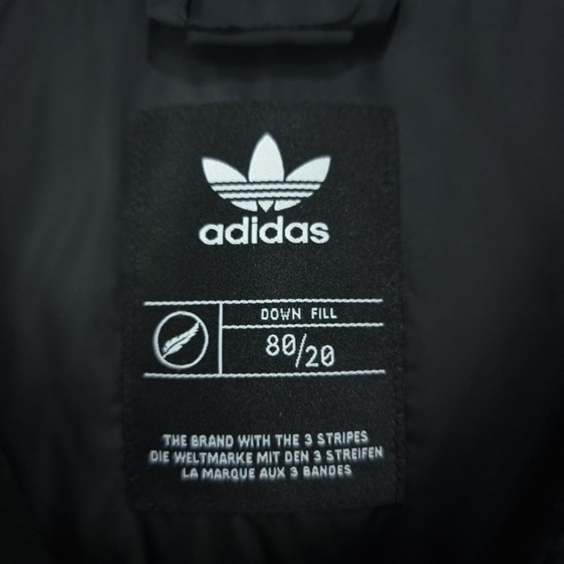[아디다스] 로고 패치 덕다운 패딩 베스트 조끼 블랙 M18820 상품이미지8